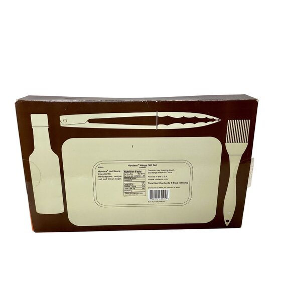 Hooters Foods Wings Gift Set With Hot Sauce Plate Tongs & Brush - Picture 3 of 3